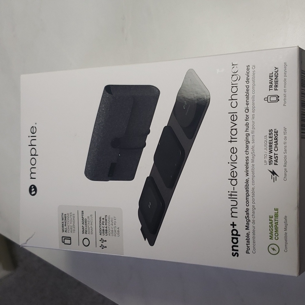Mophie Snap+ Multi Device Travel Charger